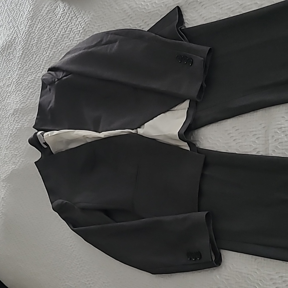 Two-piece suit